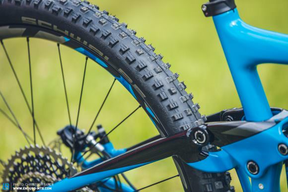 The Schwalbe Nobby Nic 2.25 is a decent touring tire, but it’s a bit tame for the Trance’s intended purpose.