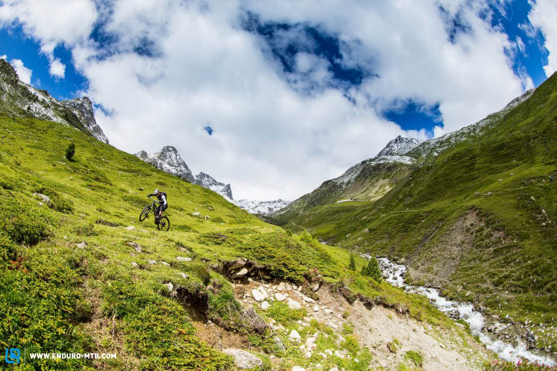 We headed over to Switzerland to put the Shimano XT Di2 through its paces.