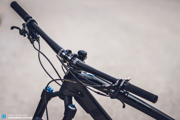 Trek mounted 800 mm bars for the group test. But more isn’t always better, and it impacted the bike’s agility. We’d recommend sticking with the stock 760 mm bars.