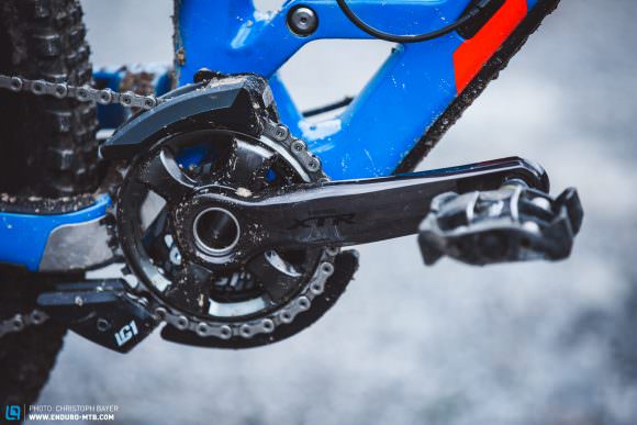 The huge E13 LG1 chainguide has a firm grasp on the chain and protects the chainring from trail debris.
