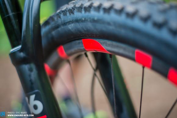 New for 2017, Intense carbon rims, these things look bad-ass!