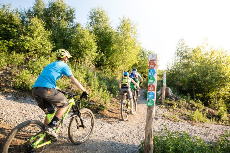 Im TrailGround Brilon können Mountainbiker aller Könnensstufen und (fast) jeden Alters Spaß auf dem Trail haben.