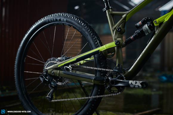 The new 2017 Nukeproof Mega Race comes fitted with the latest SRAM NX drivetrain.