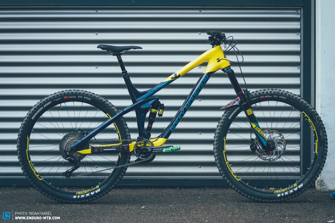 The Rocky Mountain Slayer is a real treat for the eyes – we’re stoked to see if it’ll ride anywhere near as good as it looks!