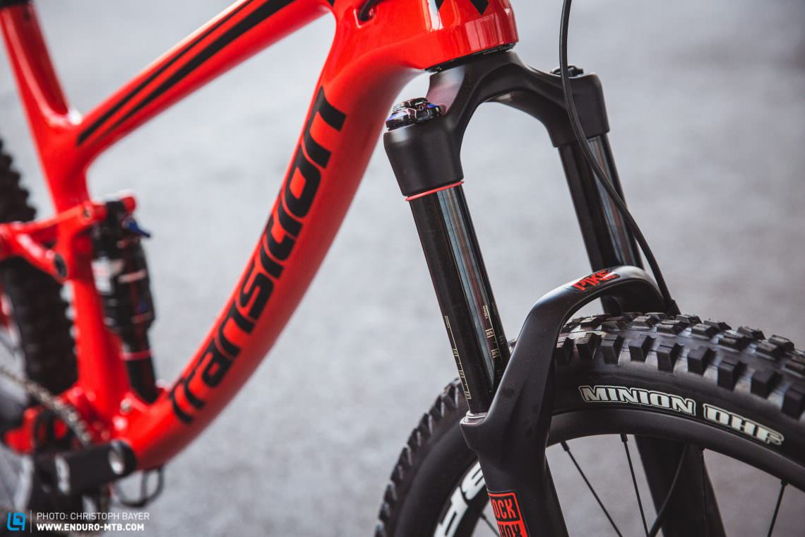 Both models are equipped with an RockShox PIKE RCT3 fork with 140 mm travel.