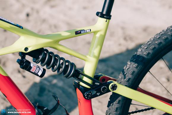 Curtis’ Specialized Enduro is kitted out with a RockShox Vivid R2C steel coil spring damper, which distinguishes his rig from the stock build.