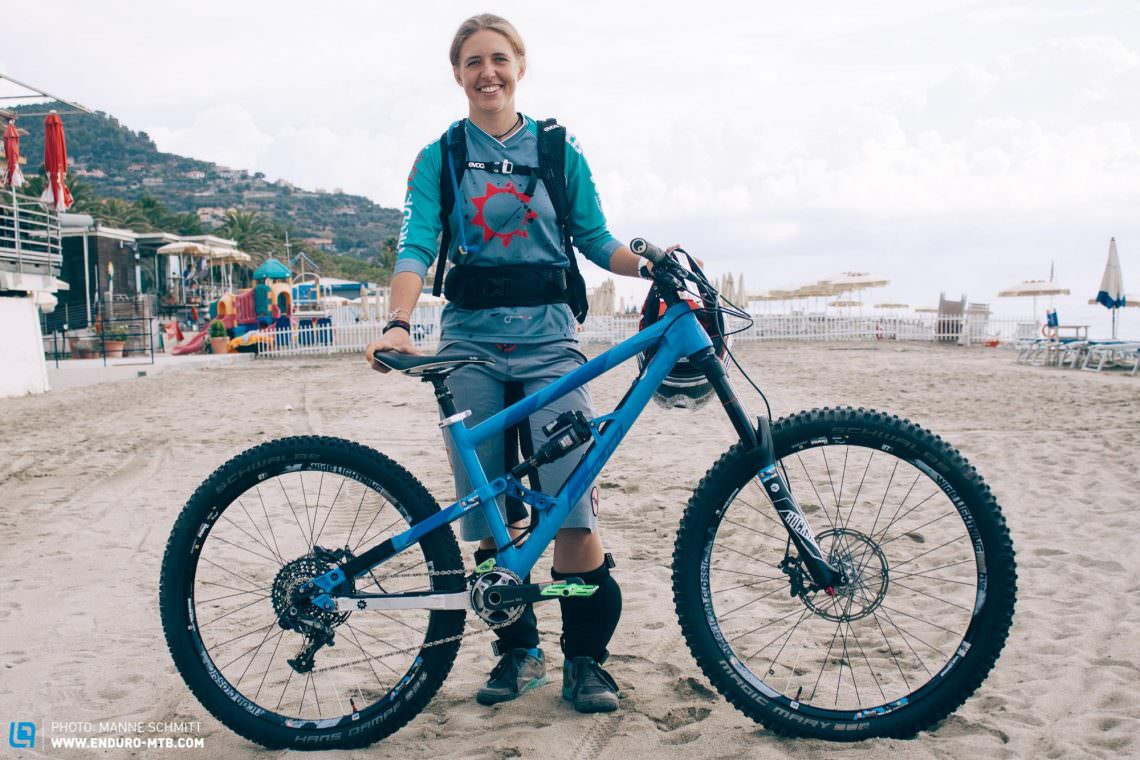 Steffi Frankl built her NICOLAI ION 16 from the 2015 model year from the frame up, and admits that this custom approach has paid off, as she’s stoked with the bike. As a self-confessed amateur, Frankl said she was fraught with nerves at the start. She rides for the GIRLSRIDETOO.DE team, and has documented her thoughts on her first EWS race over on their website.