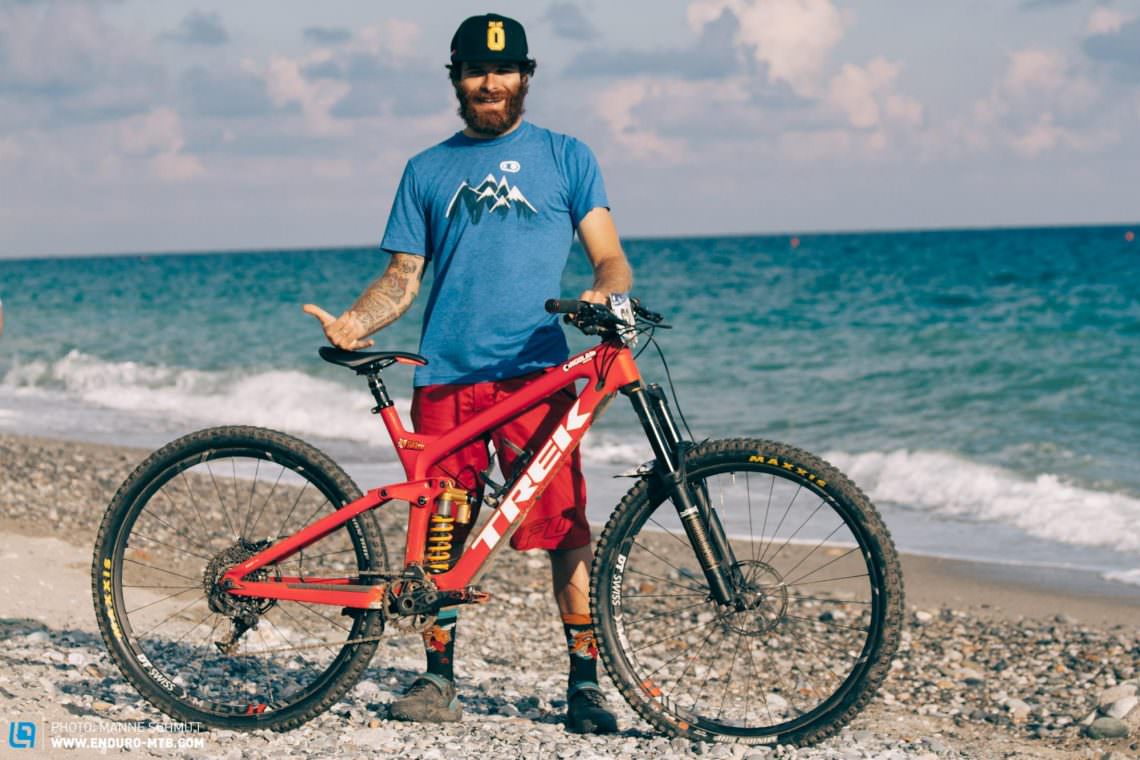 Alex fuhr in Finale sein erstes Endurorennen mit einem 29er-Bike. Das Fahrverhalten mit den 29″-Laufrädern in Verbindung mit einer 160-mm-Federgabel haben ihn äußerst positiv beeindruckt.