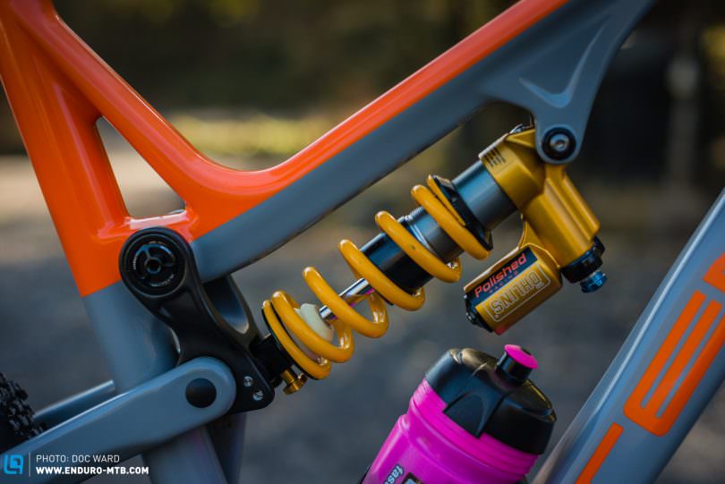 The TTX Coil shock, even more unmistakable than the RXF 36 forks.