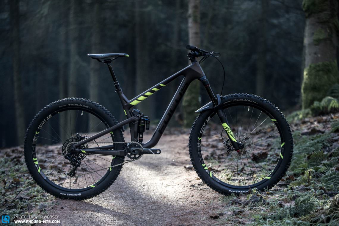 The Focus JAM C Factory look mean and ready to rock and roll. 140 mm of travel should make it a real weapon on UK trails. 