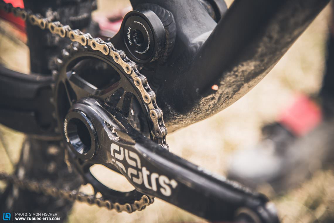 When the terrain got rough the chain dropped frequently on the E13-TRS+ cranks.