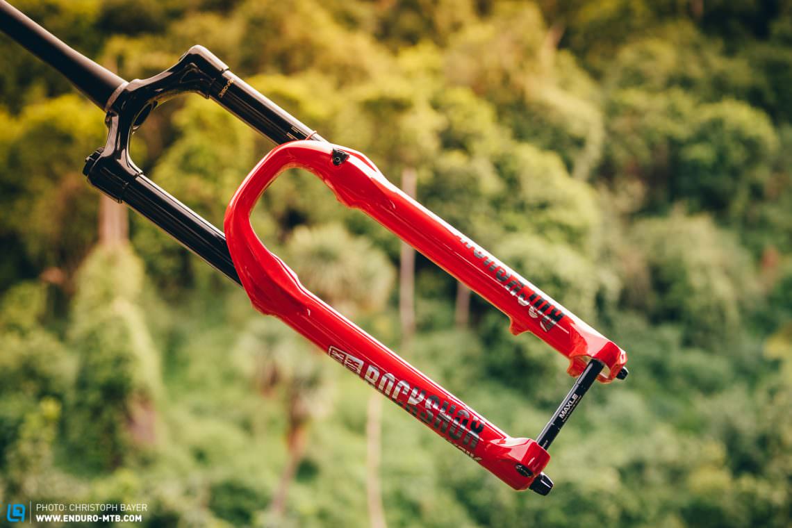 The new RockShox Lyrik features a Charger 2 RC2-damper and an optimised DebonAir air-chamber.